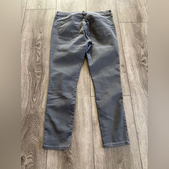 Express woman’s used extreme stretch legging in good condition - Picture 2 of 4